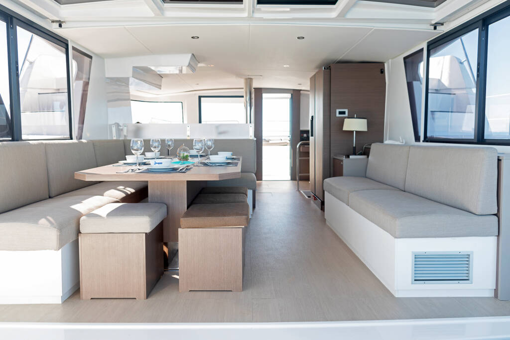Catamaran Bali 4.6 Kos 46.Cat8