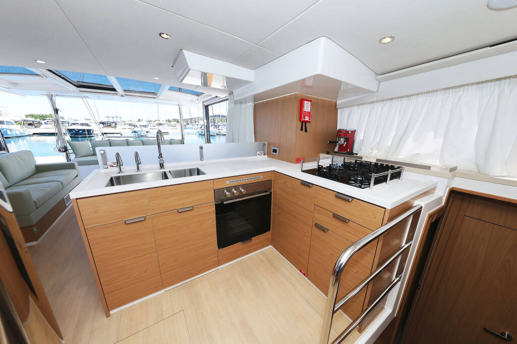 Catamaran Bali 4.6 Hermine