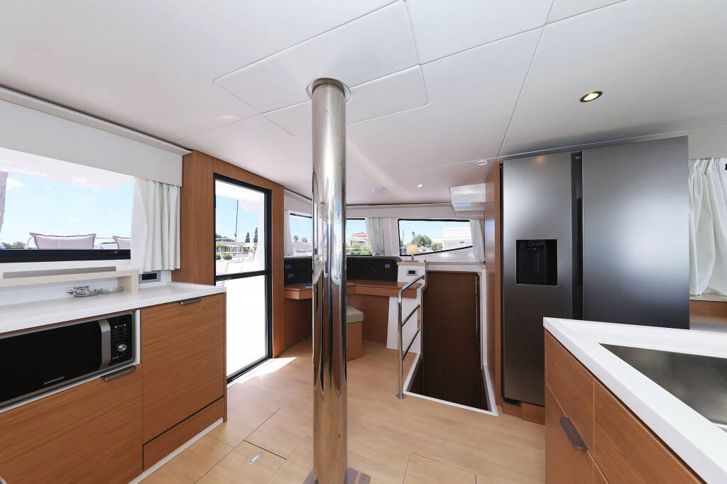 Catamaran Bali 4.6 Hermine