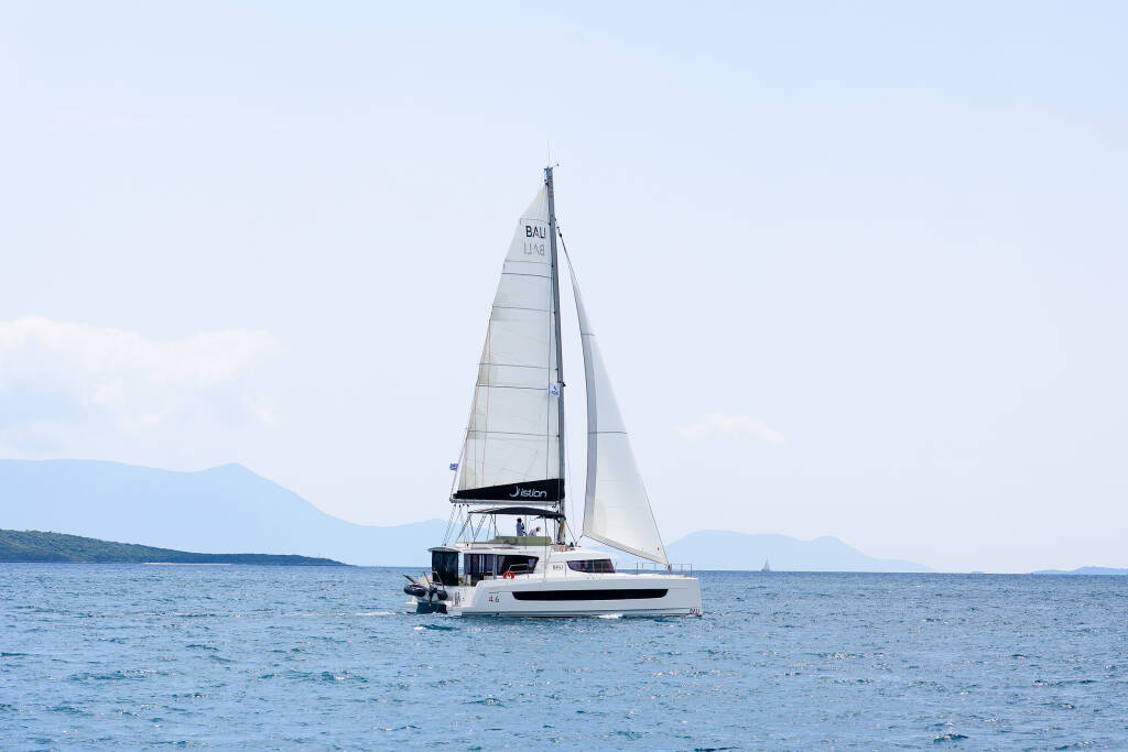 Catamaran Bali 4.6 Aria