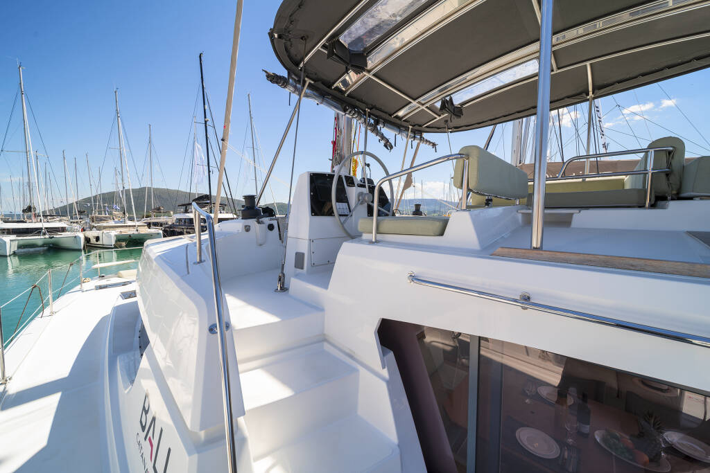 Catamaran Bali 4.6 Aria