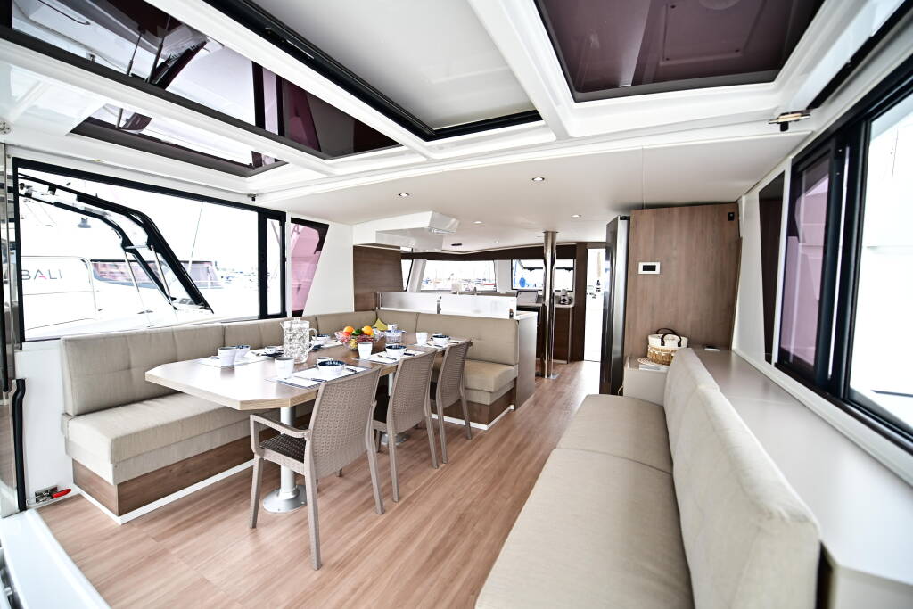 Catamaran Bali 4.6 Cloe