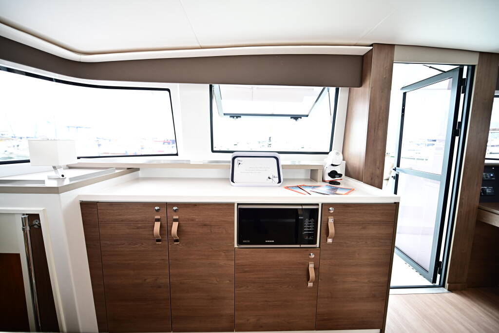 Catamaran Bali 4.6 Cloe