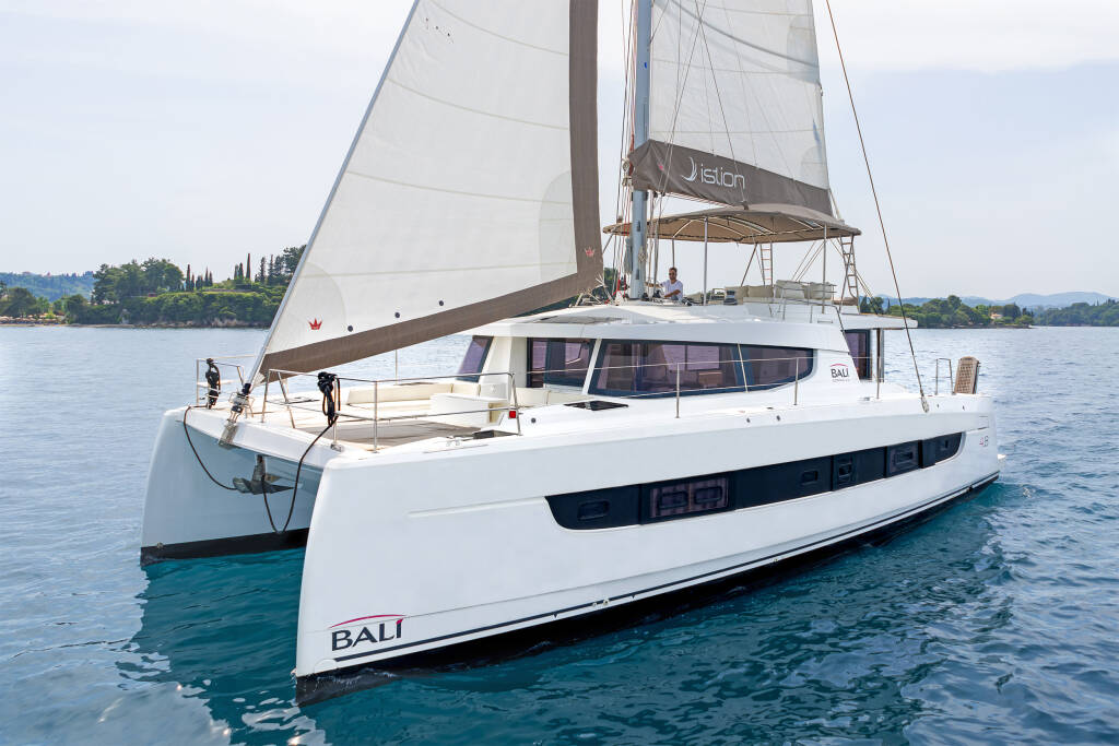 Katamaran Bali 4.8 Laguana