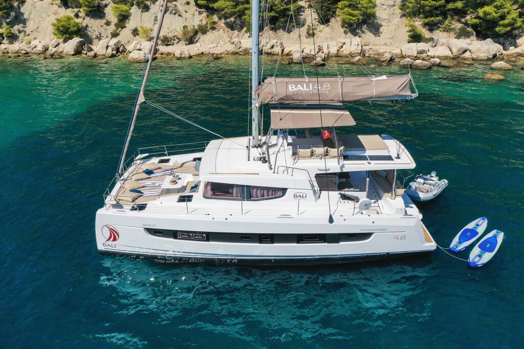 Catamaran Bali 4.8 Vaya Con Dios