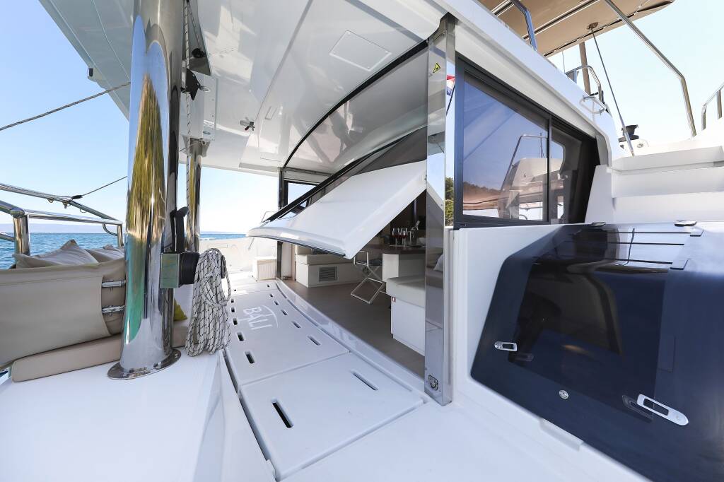 Catamaran Bali 4.8 Vaya Con Dios