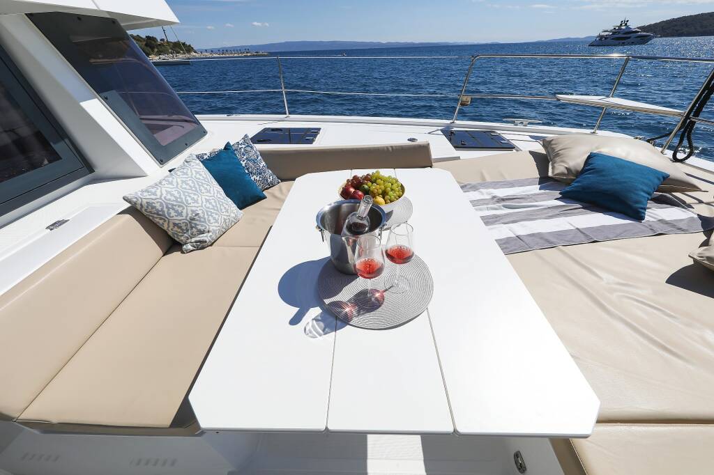 Catamaran Bali 4.8 Vaya Con Dios