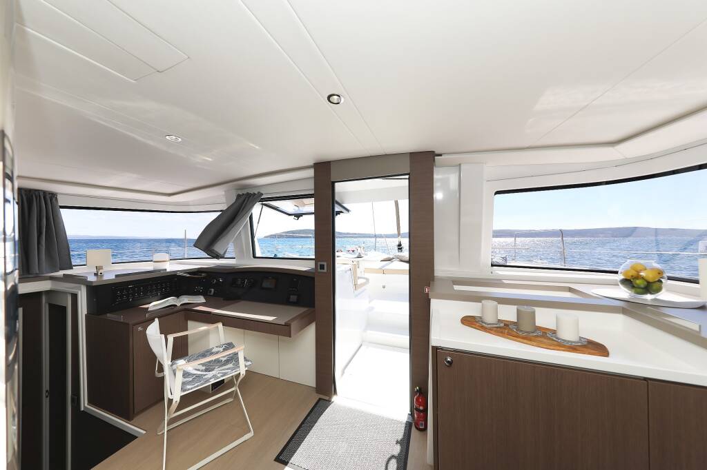 Catamaran Bali 4.8 Vaya Con Dios