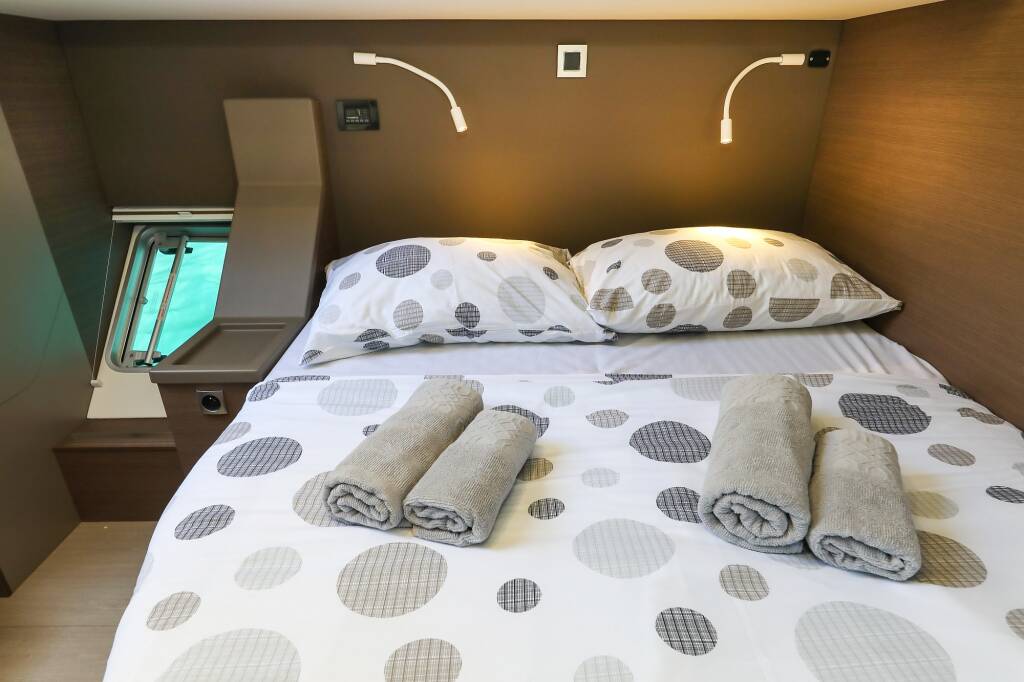 Catamaran Bali 4.8 Vaya Con Dios