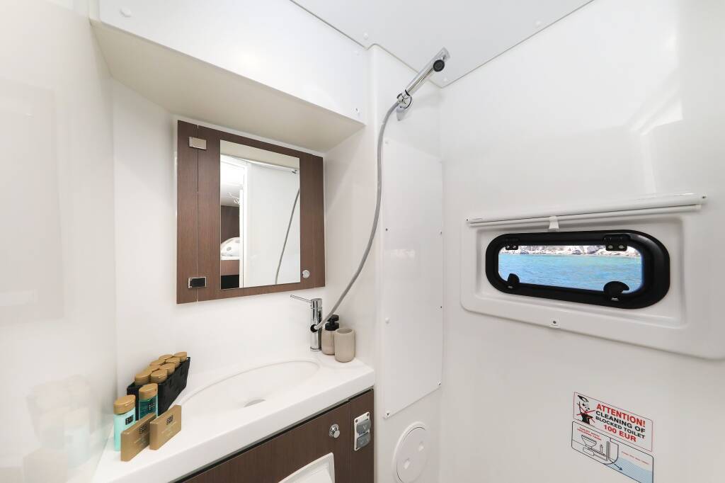 Catamaran Bali 4.8 Vaya Con Dios