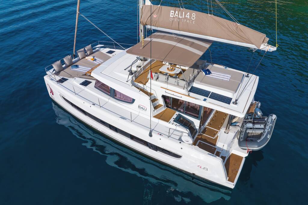 Katamaran Bali 4.8 La Vie Est Belle