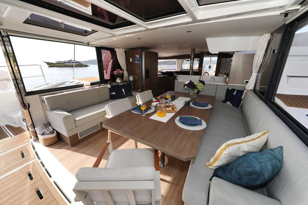 Katamaran Bali 4.8 La Vie Est Belle