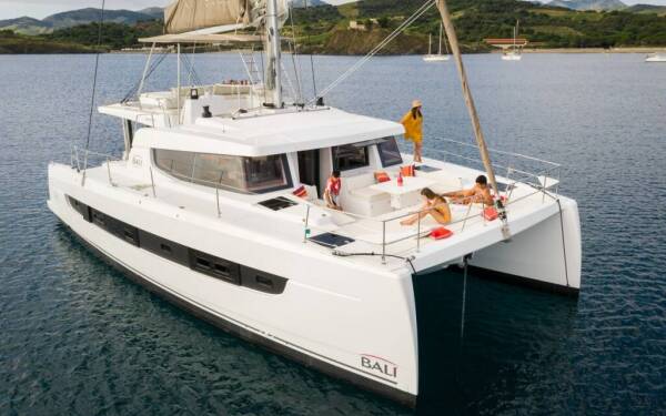 Bali 4.8 Eagle Lavrion, main port