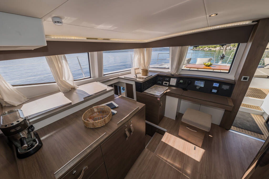 Catamaran Bali 4.8 Bon Vivant