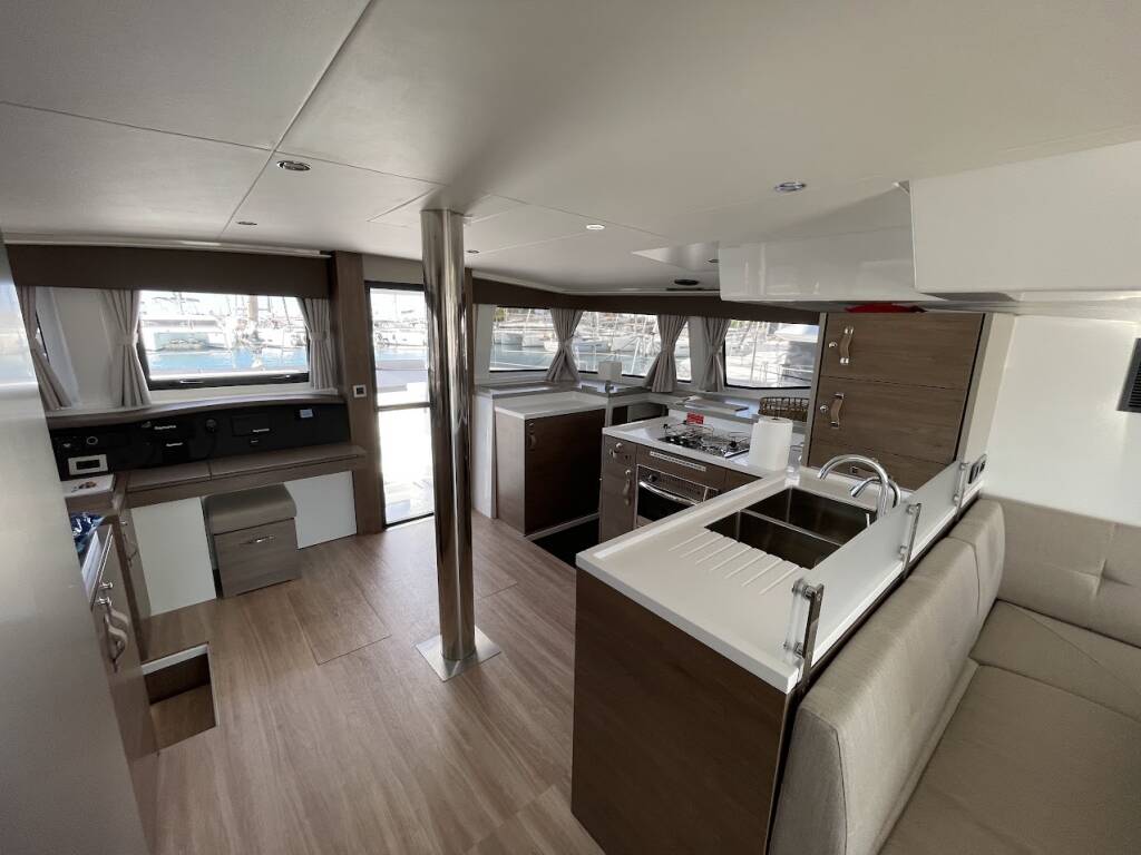 Catamaran Bali 4.8 Sea Pearl