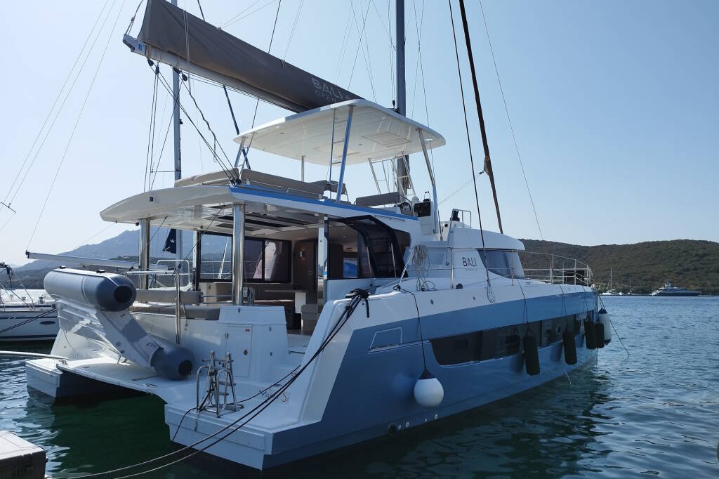 Catamaran Bali 4.8 Steno