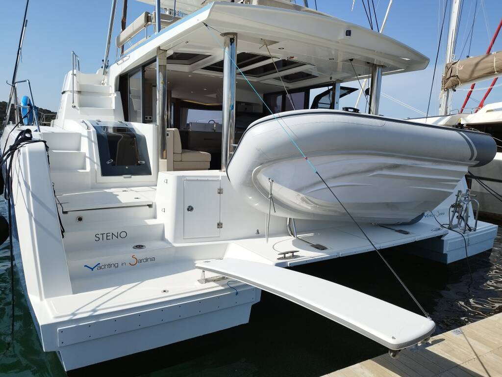 Catamaran Bali 4.8 Steno