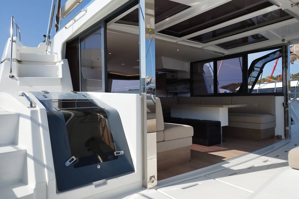 Catamaran Bali 4.8 Steno