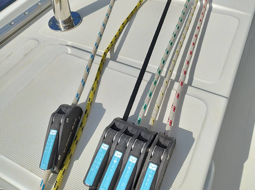 Catamaran Bali 4.8 Steno