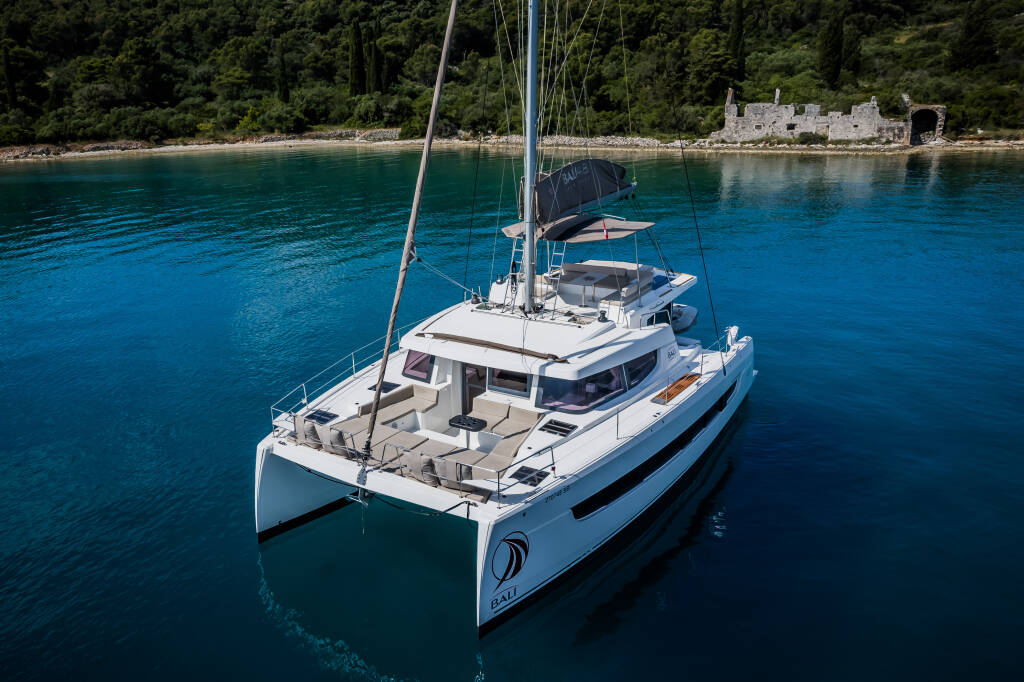 Catamaran Bali 4.8 Esthera