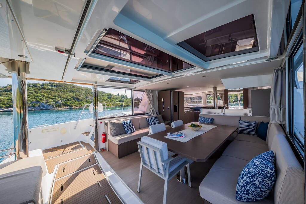 Catamaran Bali 4.8 Esthera