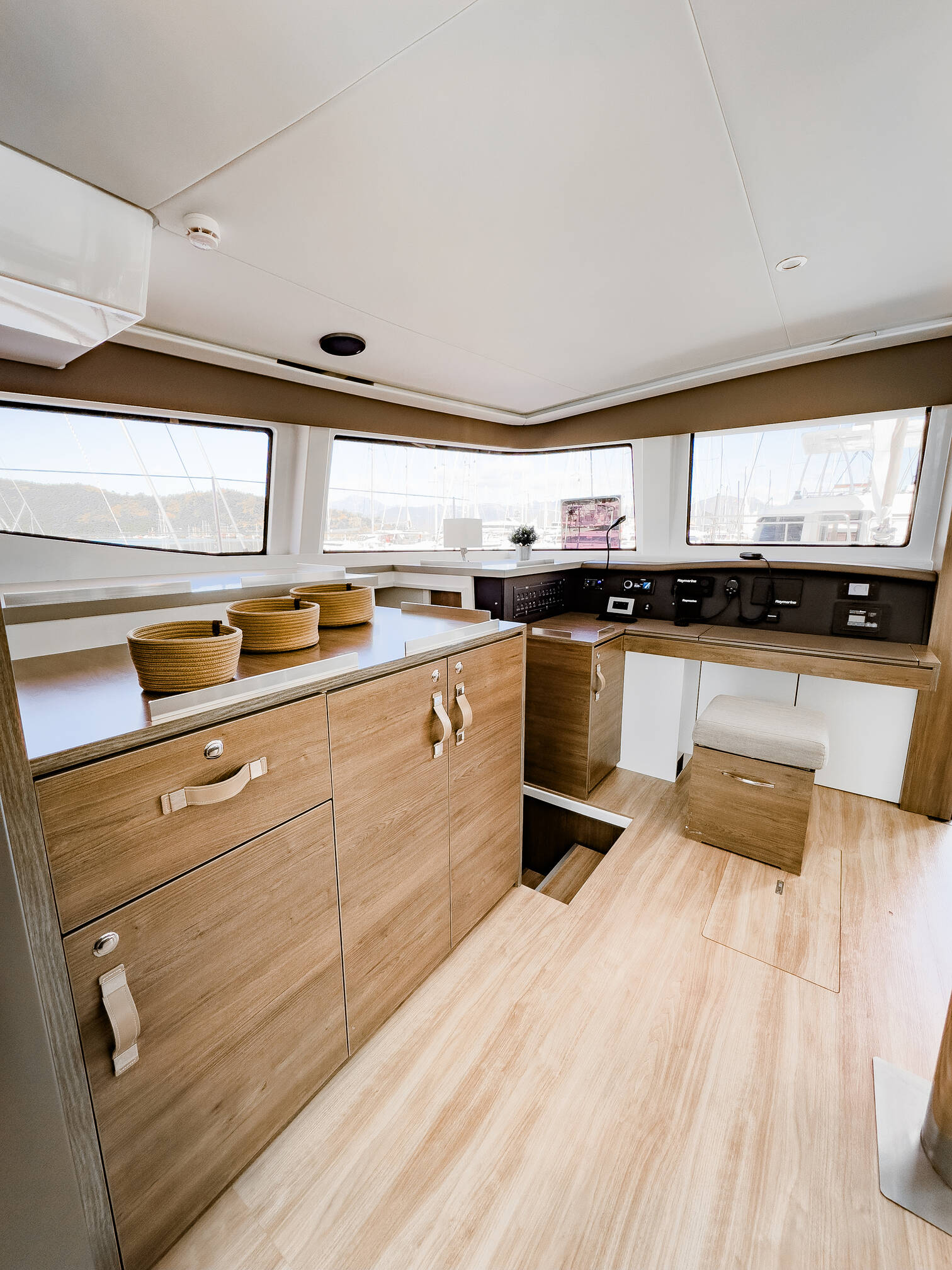 Catamaran Bali 4.8 Pagora