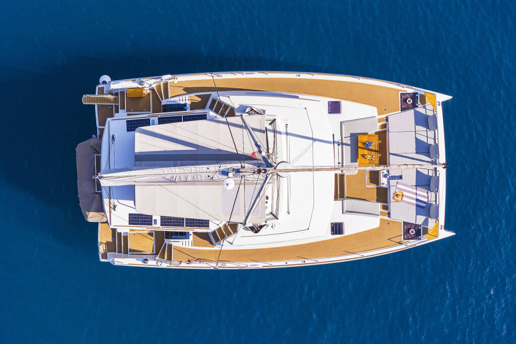 Katamaran Bali 5.4 Marea I