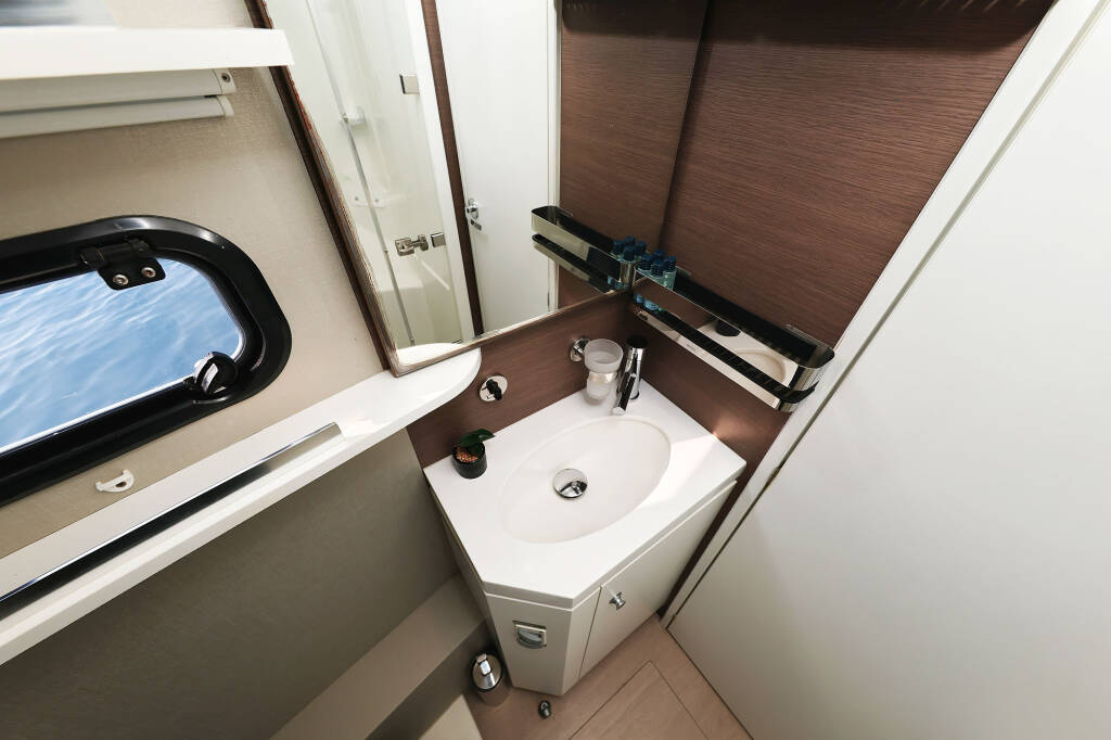 Katamaran Bali 5.4 Marea I