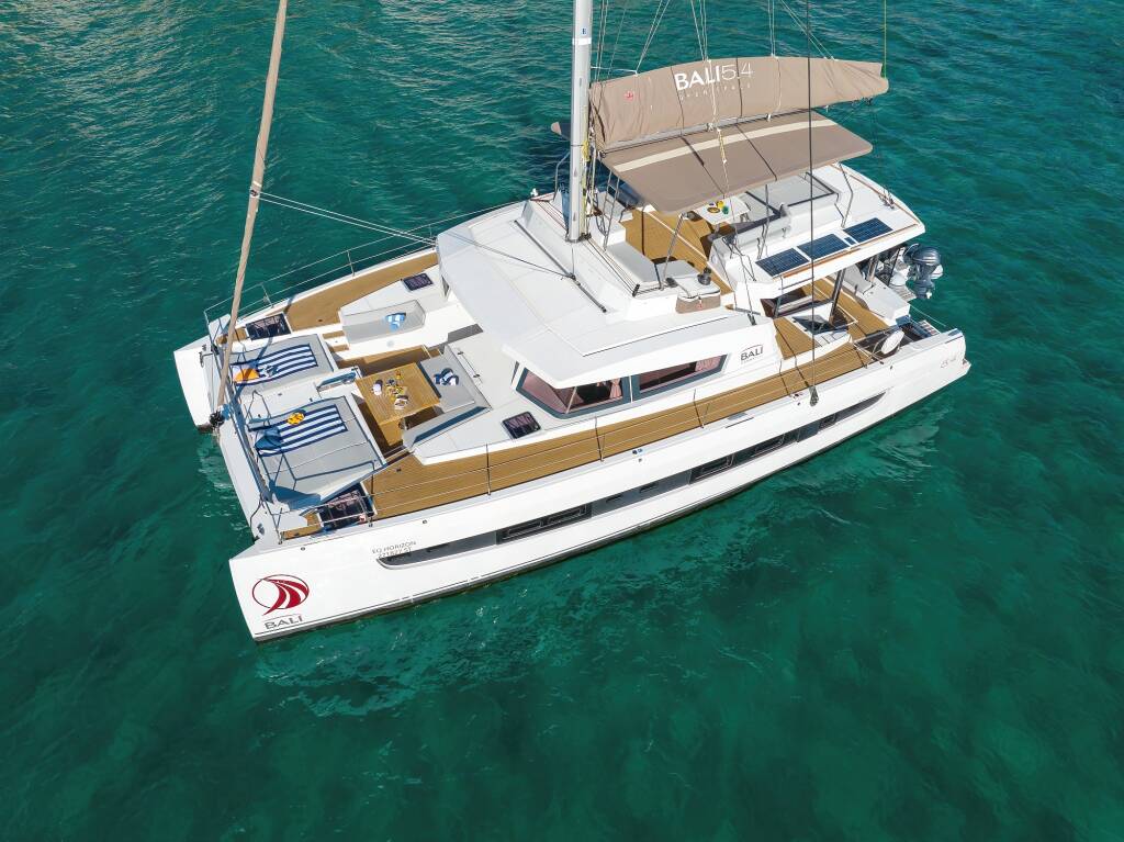 Katamaran Bali 5.4 EQ Horizon