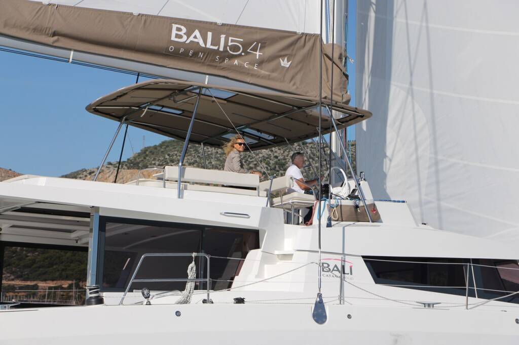 Katamaran Bali 5.4 Libra