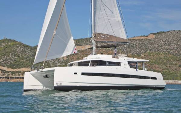 Bali 5.4 Libra Athens, Alimos marina