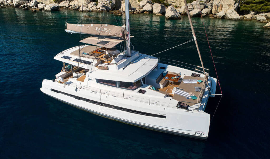 Catamaran Bali 5.4 La Brise 2