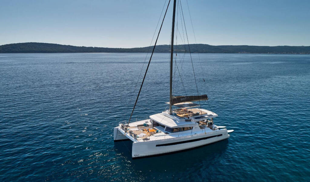 Catamaran Bali 5.4 La Brise 2