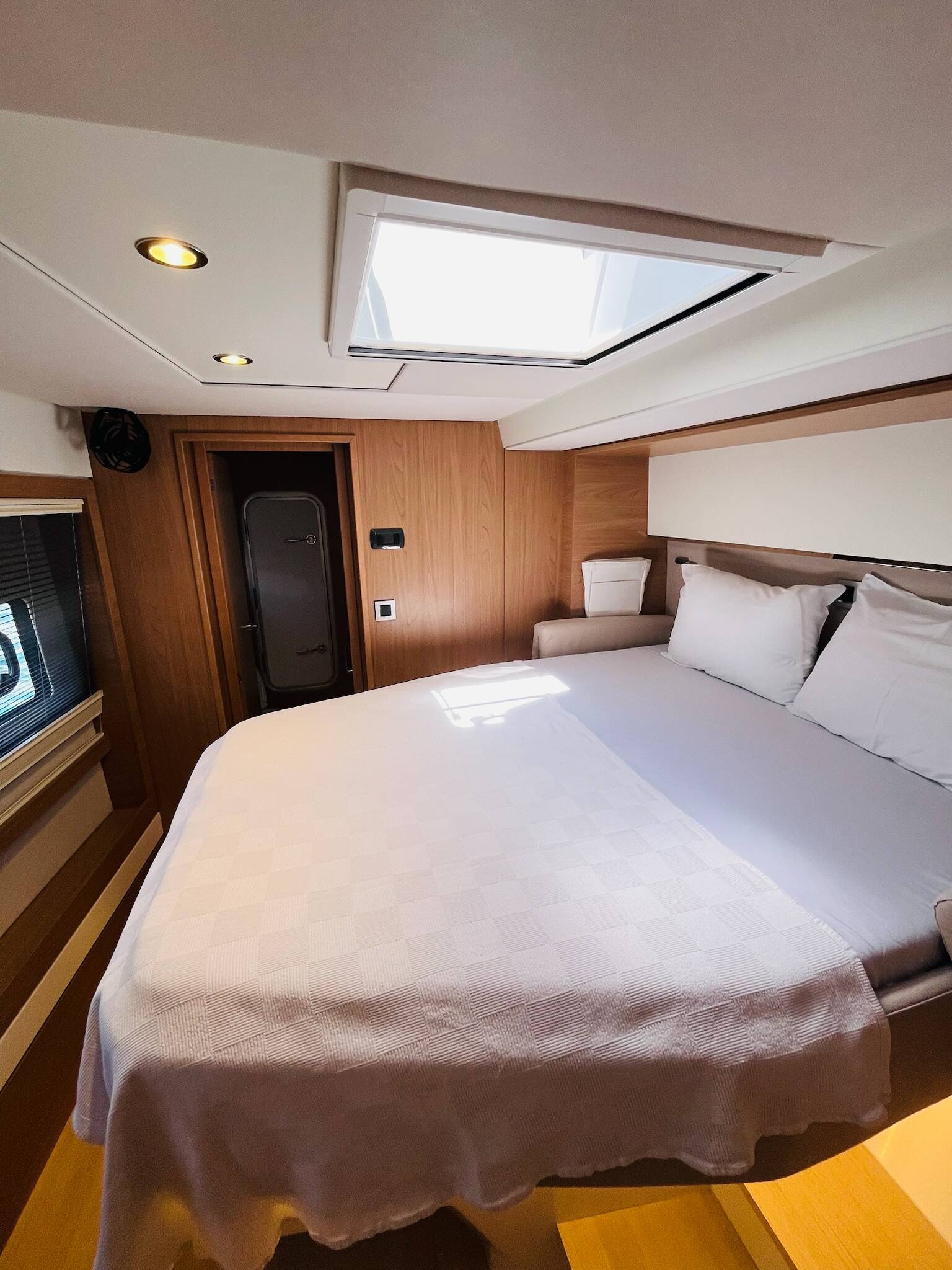 Catamaran Bali 5.4 La Brise 2
