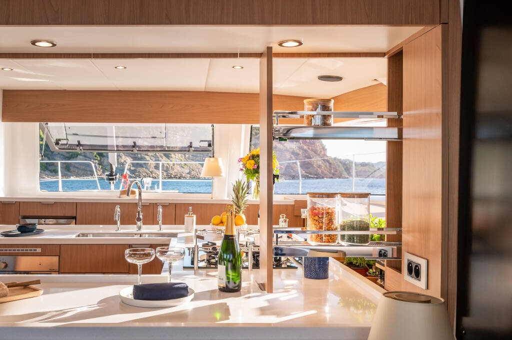 Catamaran Bali 5.8 #002