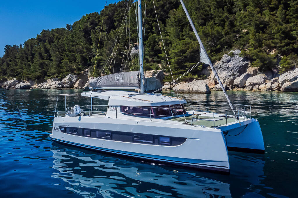 Catamaran Bali Catsmart OW Gaja