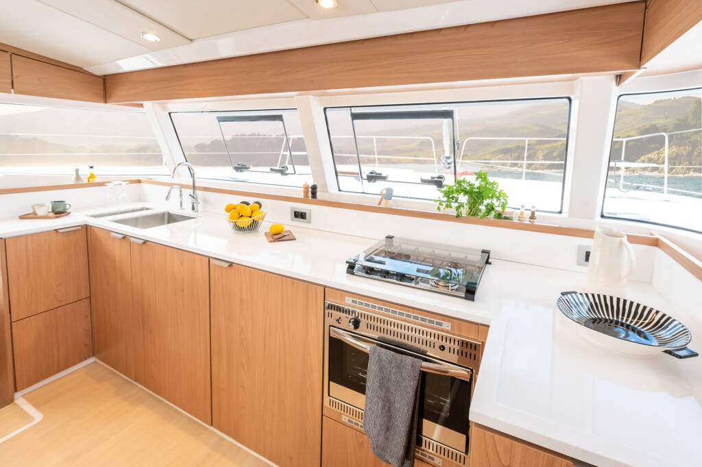 Catamaran Bali Catsmart OW Gaja