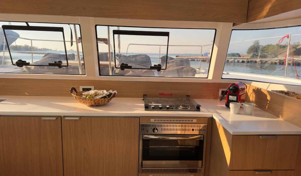 Katamaran Bali Catsmart Northcat 38