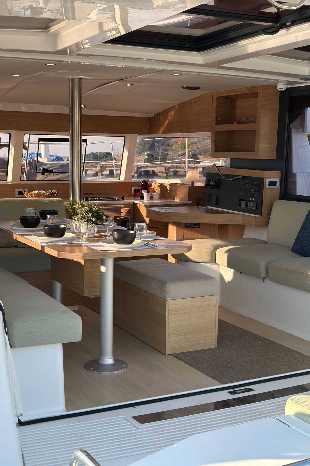 Katamaran Bali Catsmart Northcat 38