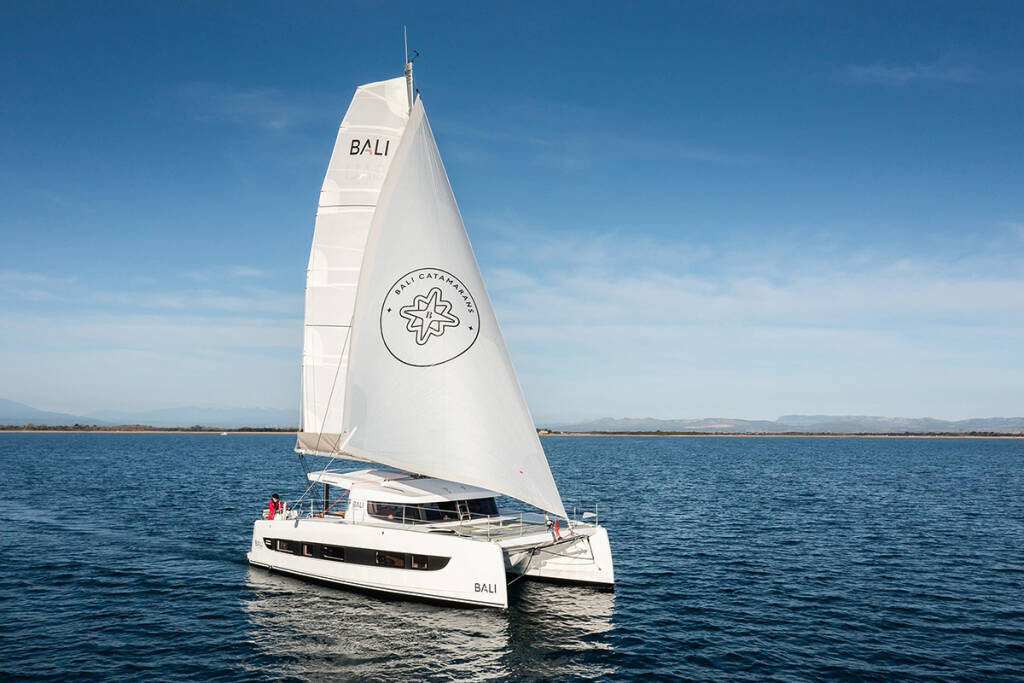 Katamaran Bali Catsmart Voyager 1628/2024