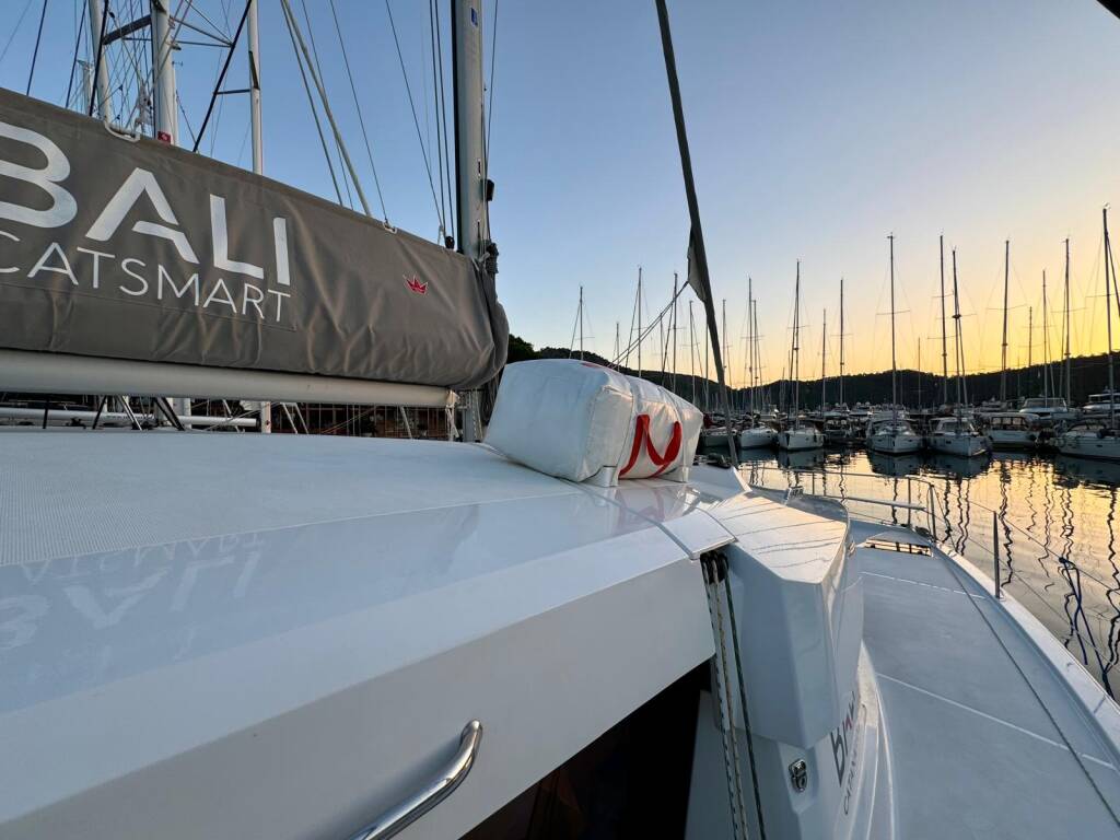 Katamaran Bali Catsmart Sail Dorado