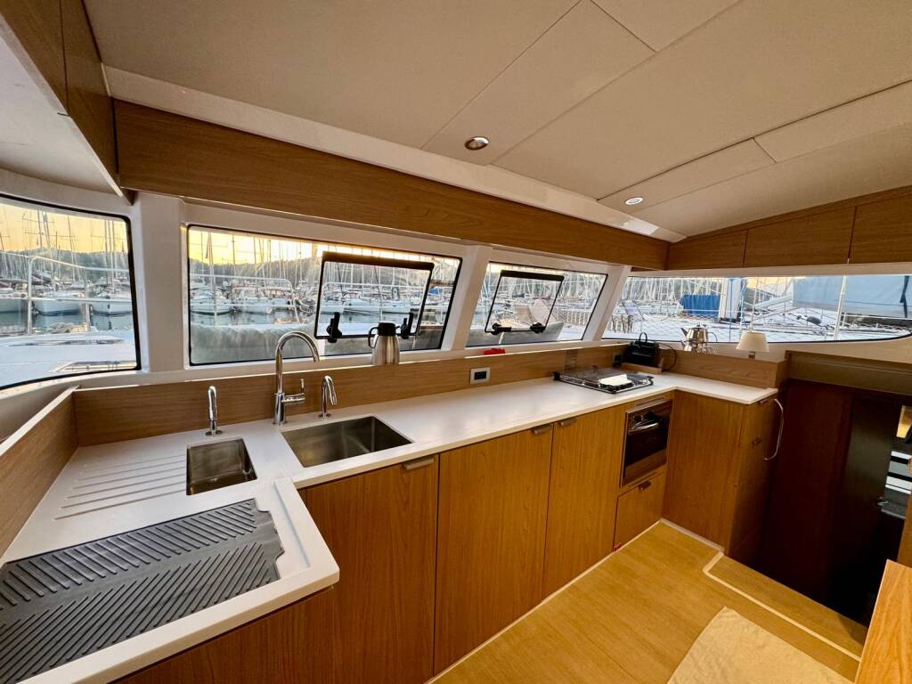 Katamaran Bali Catsmart Sail Dorado