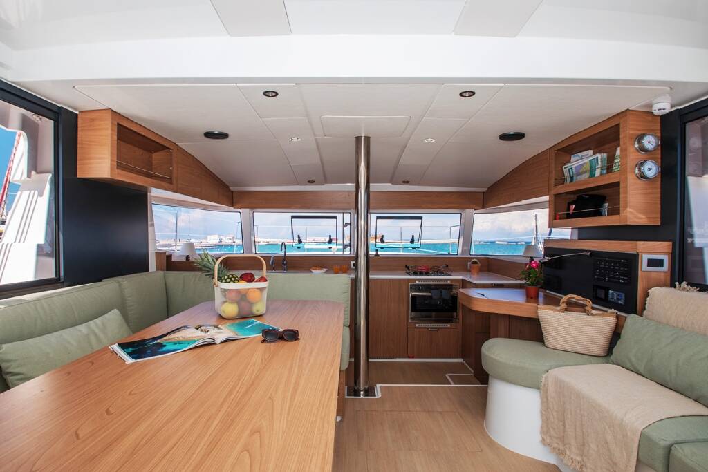 Catamaran Bali Catsmart Skiouros II