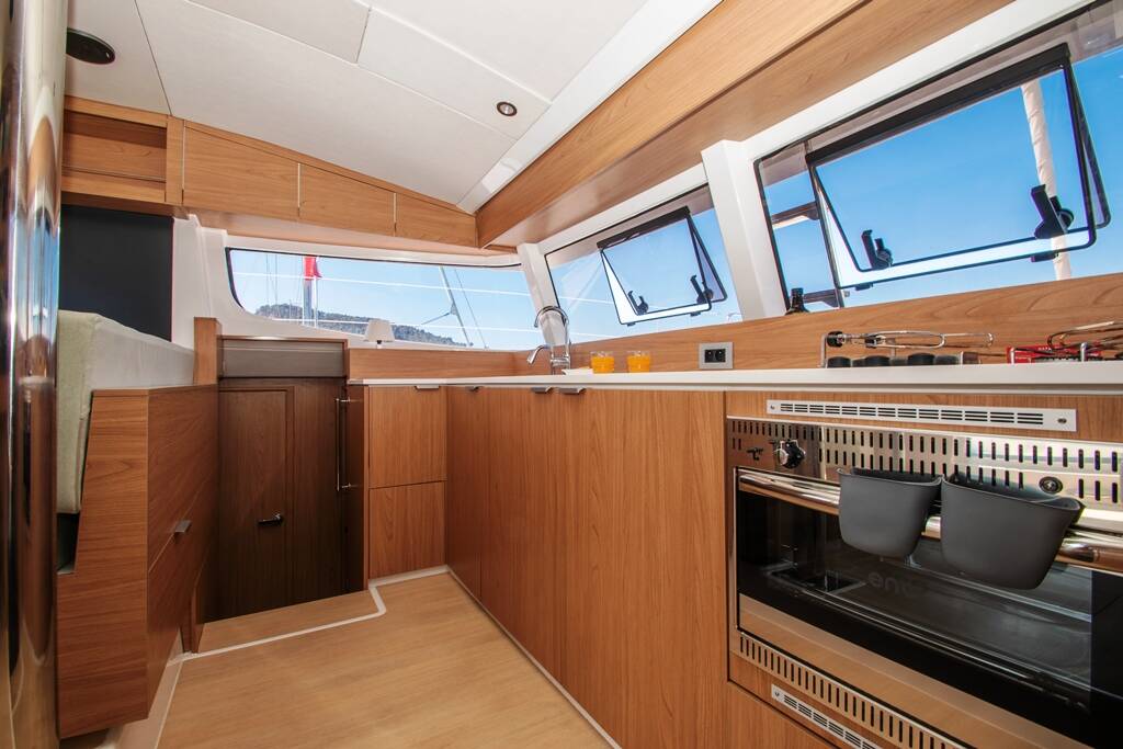 Catamaran Bali Catsmart Skiouros II