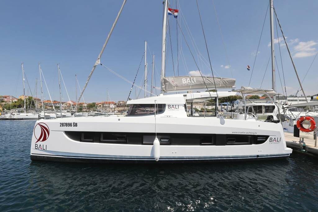 Catamaran Bali Catsmart Arpina
