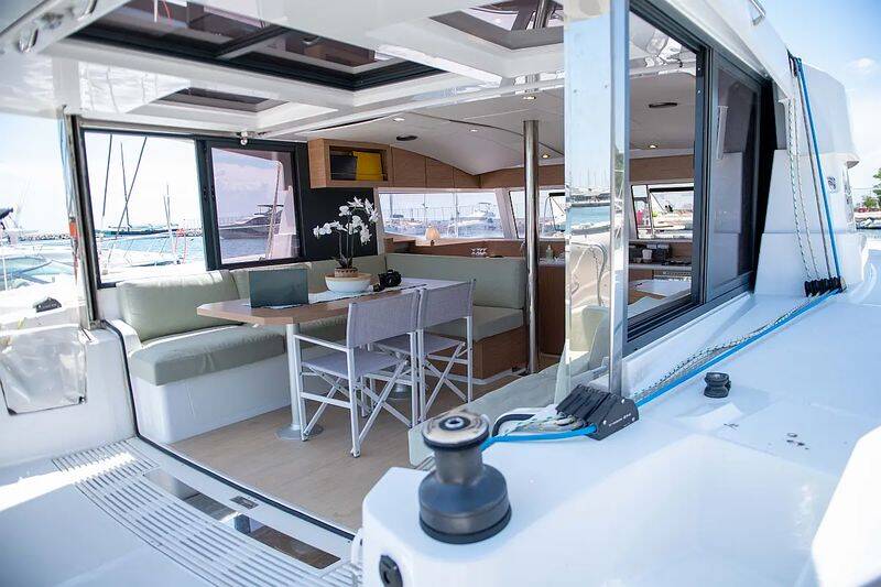 Katamaran Bali Catsmart Ela Thalasa III