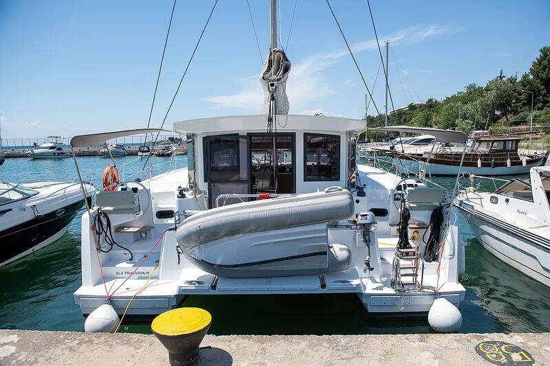 Katamaran Bali Catsmart Ela Thalasa III