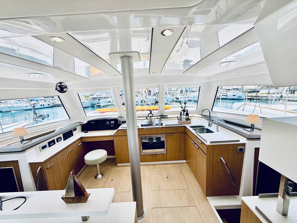 Catamaran Bali Catspace OW Vegas