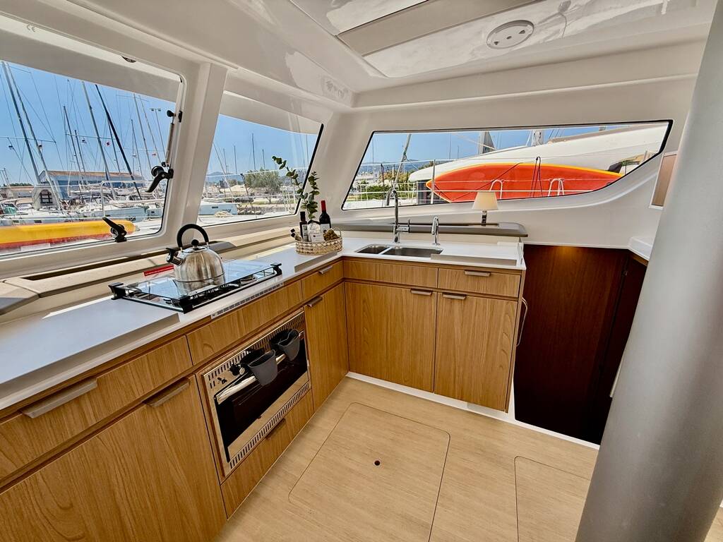 Catamaran Bali Catspace OW Vegas