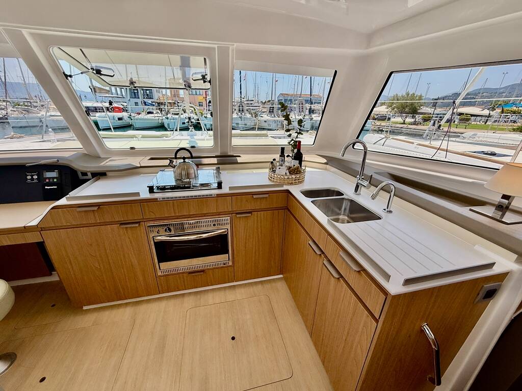 Catamaran Bali Catspace OW Vegas